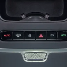J7 Interior 4
