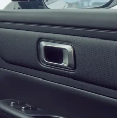J7 Interior 8